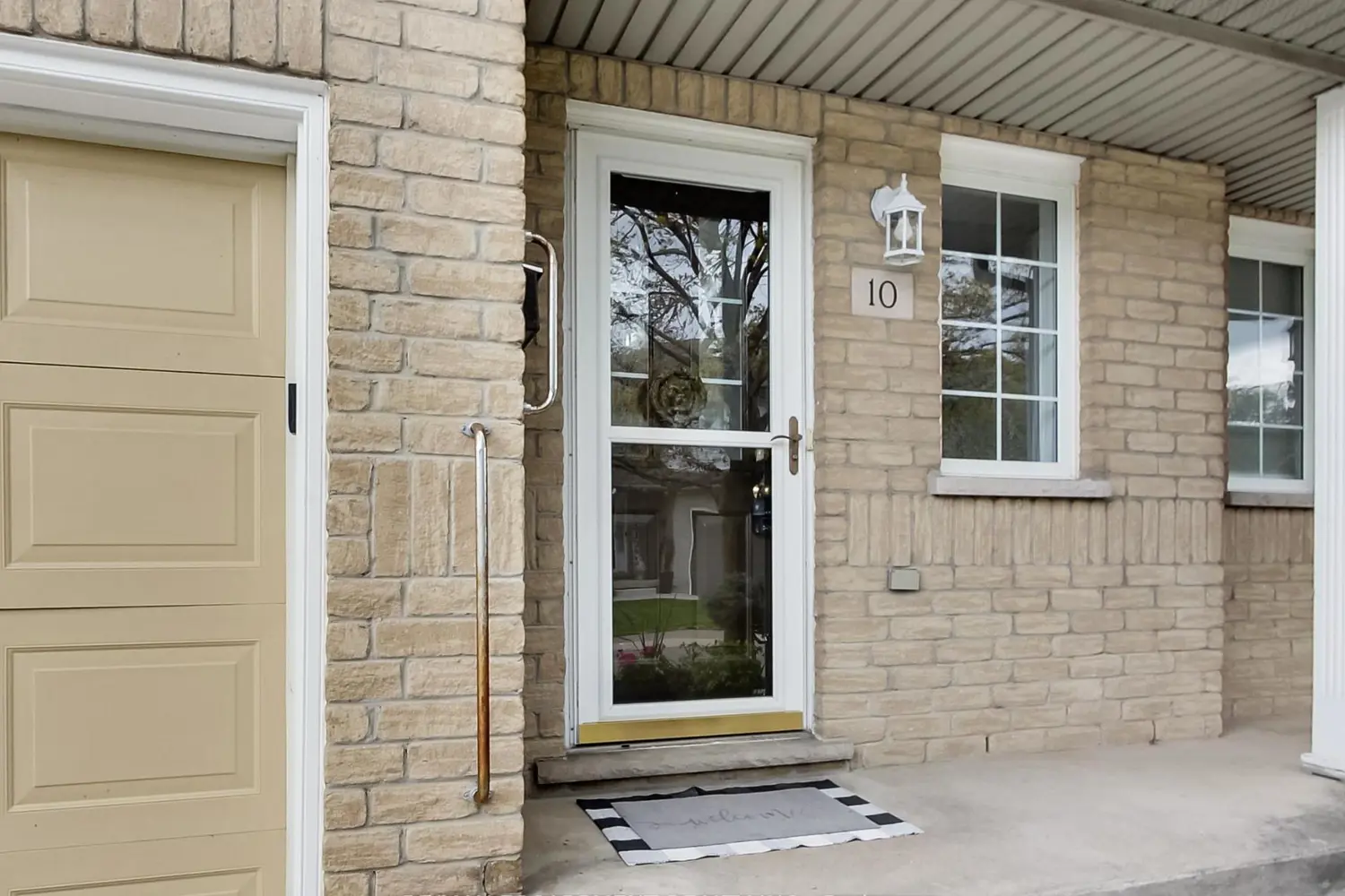 104 Frances Avenue 10