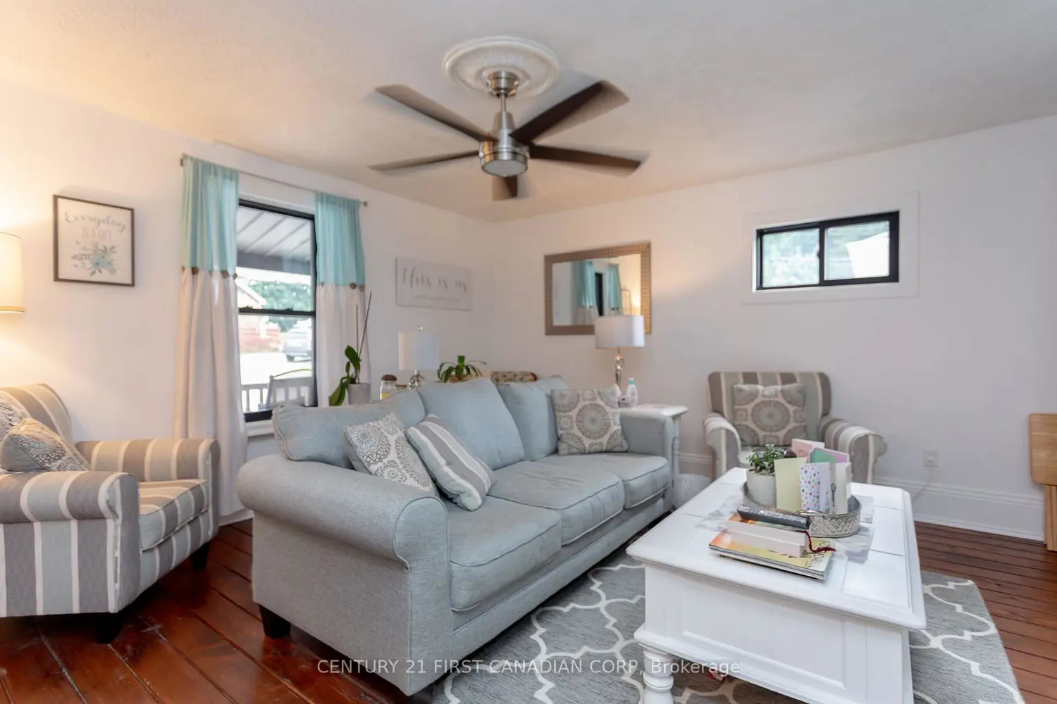 331 Erie Street photo 4
