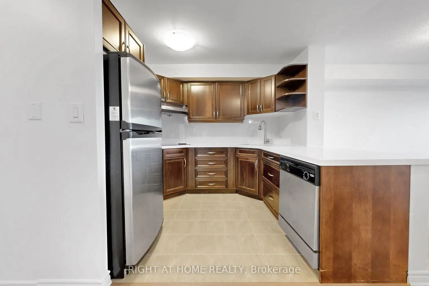 Additional image 5 of 2020 Mcnicoll Avenue 807