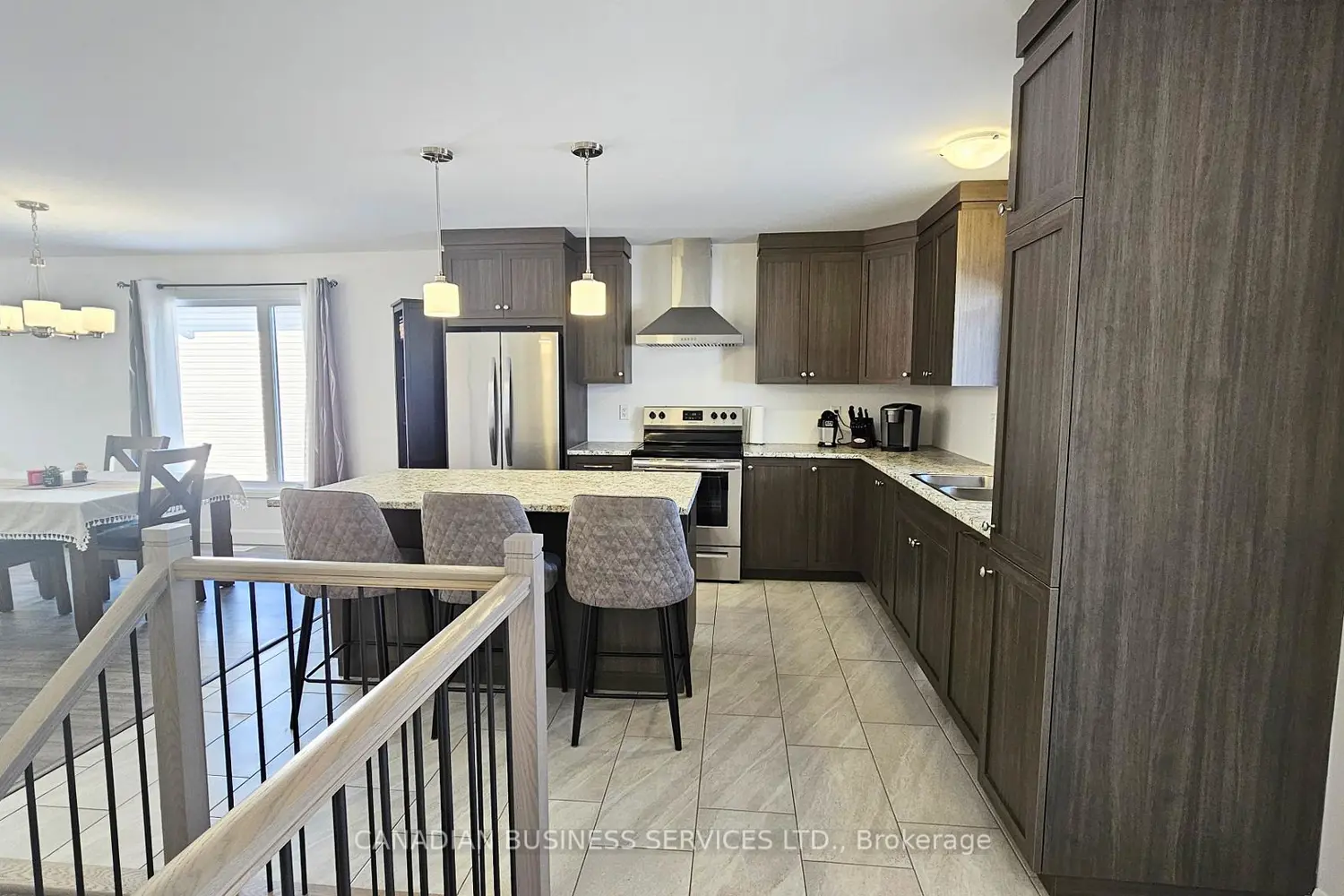 134 Giroux Street photo 5