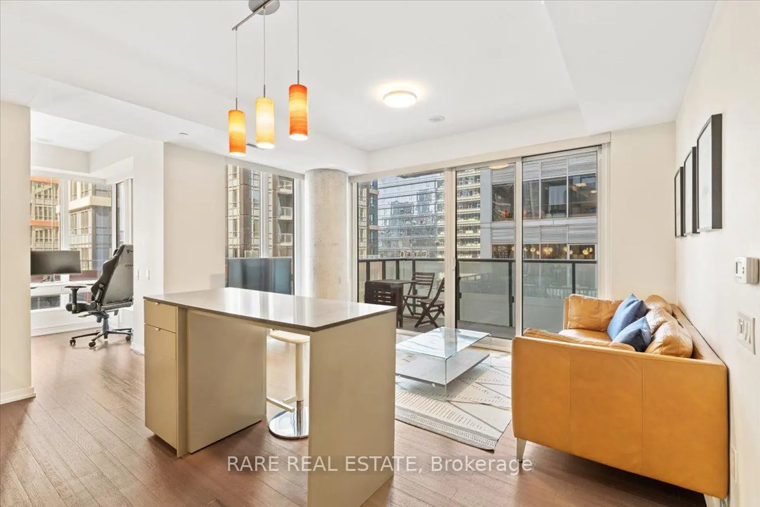Additional image 4 of 101 Peter Street 716