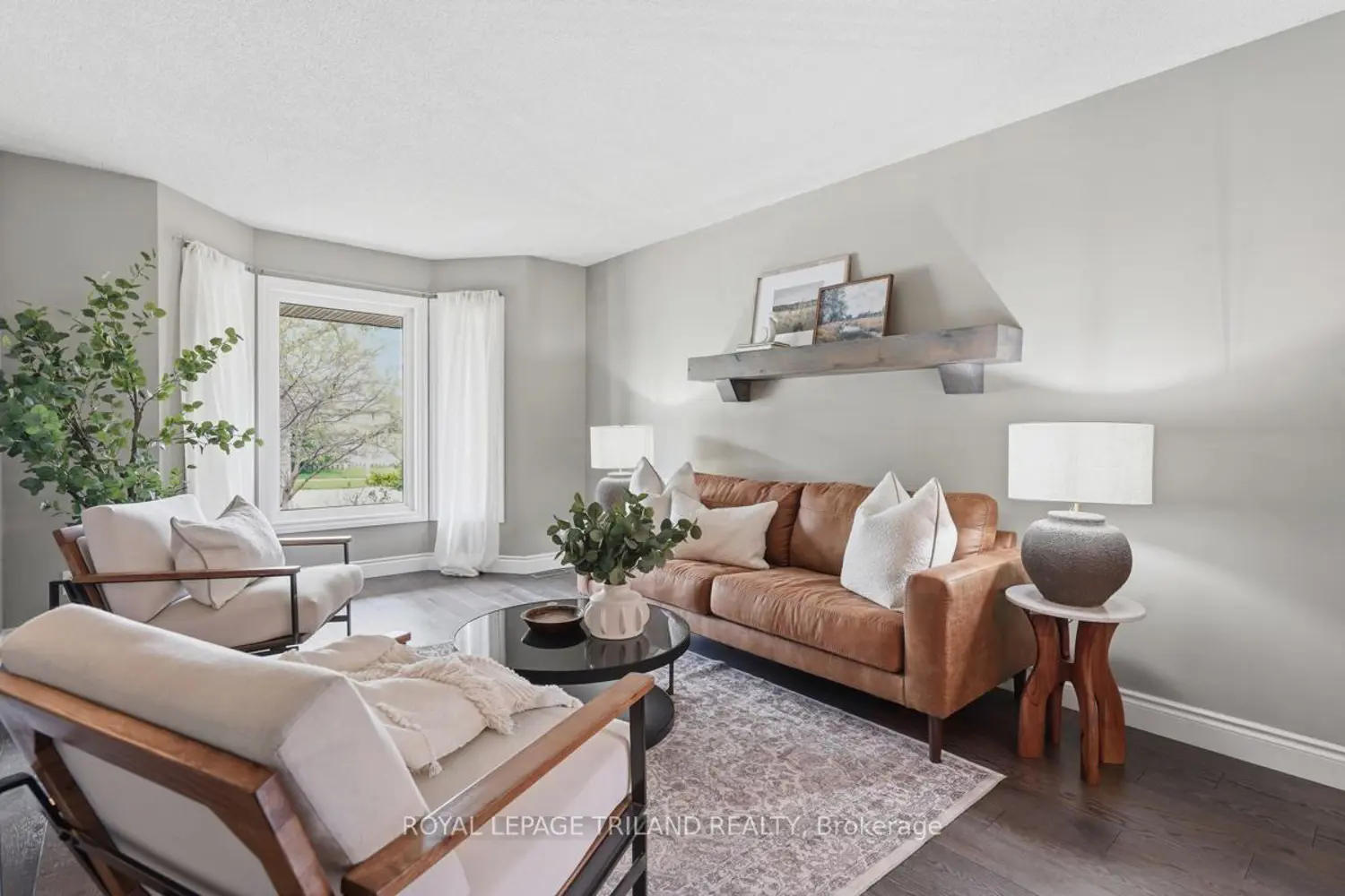 1098 Lawson Road photo 3