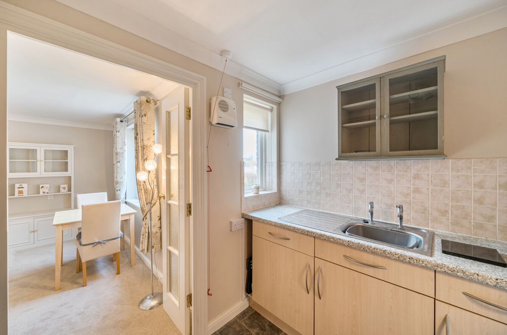 Additional image 9 of 1 bed flat for saleSwan Lane, Faringdon, Oxfordshire SN7