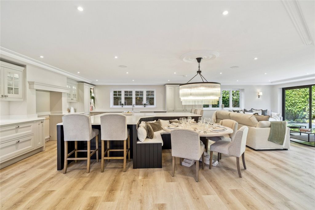 Additional image 4 of 6 bed detached house for saleHedgerley Lane, Gerrards Cross, Buckinghamshire SL9