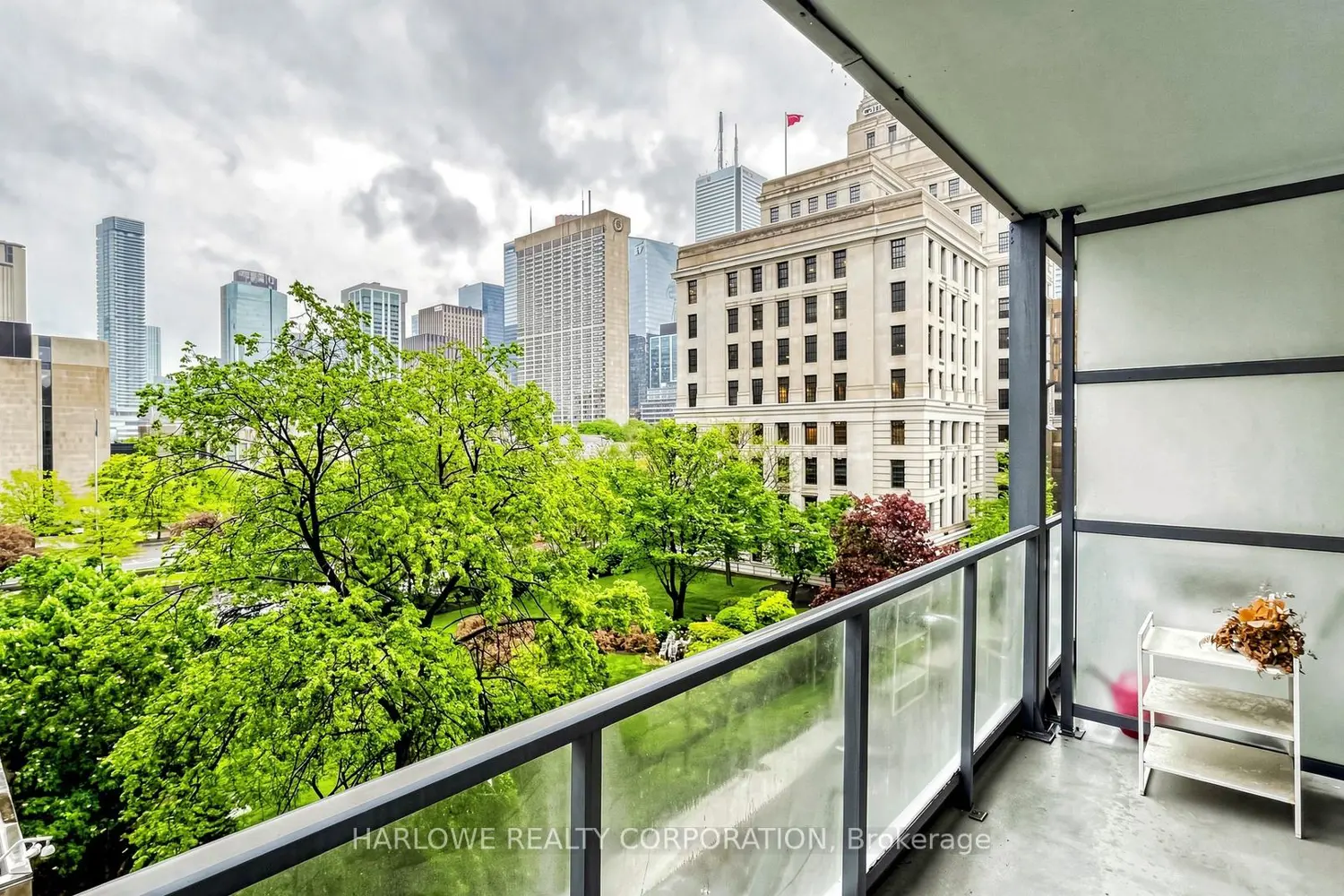 Additional image 16 of 210 Simcoe Street 510