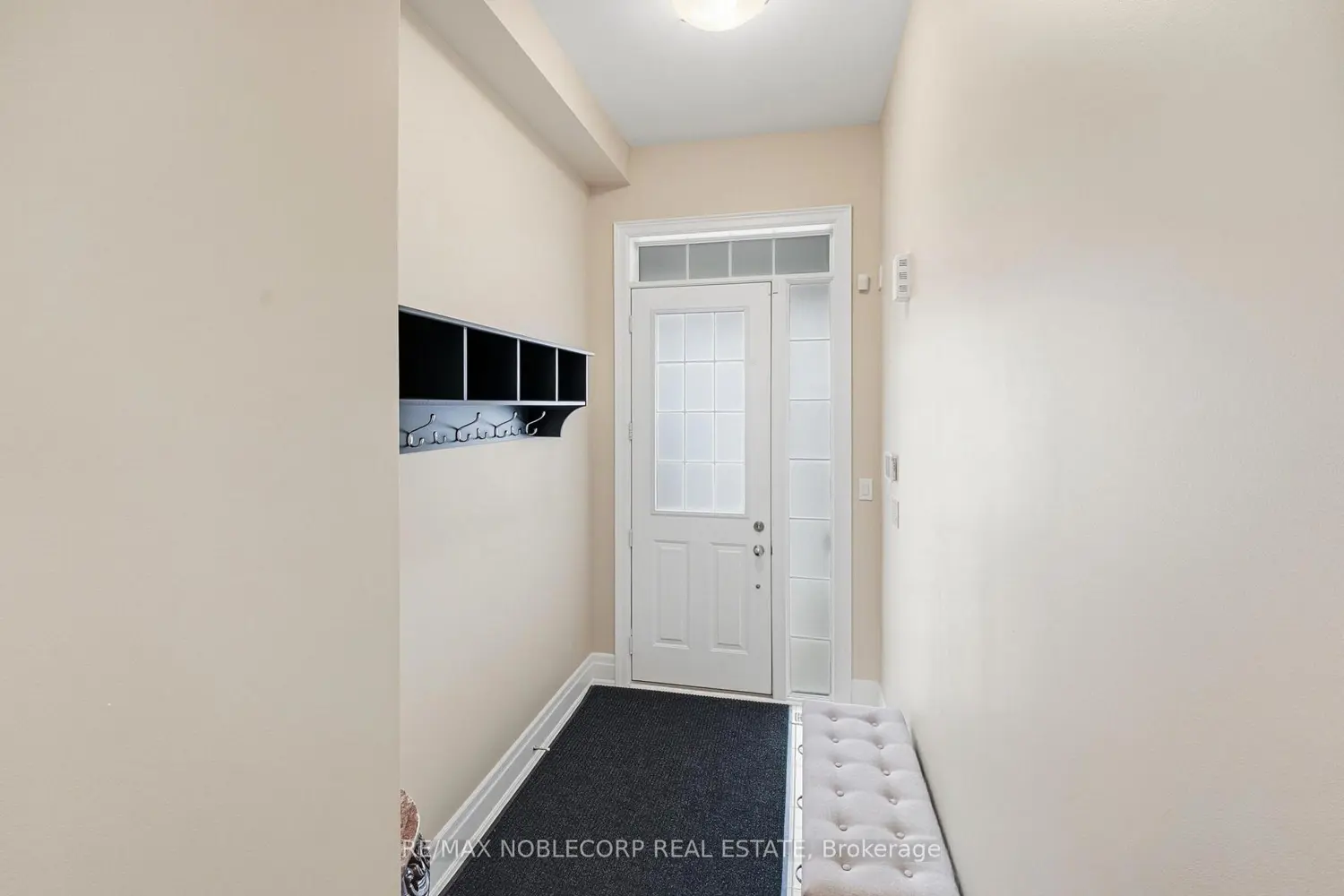 60 Tatton Court photo 3