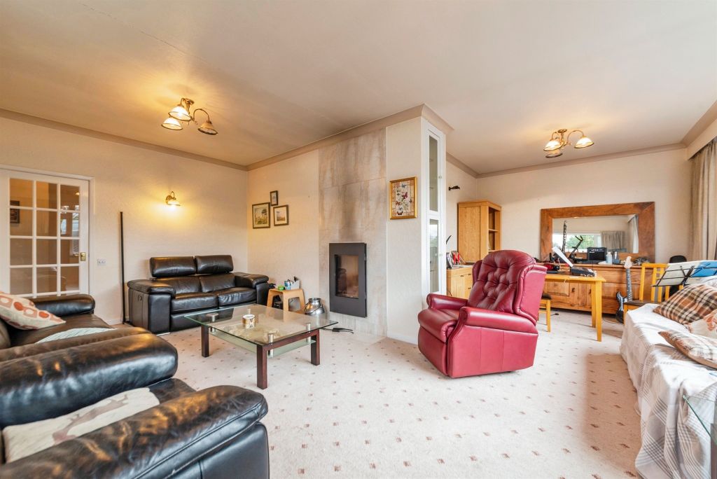 Additional image 3 of 4 bed detached house for saleWoodlands Drive, Grantham NG31