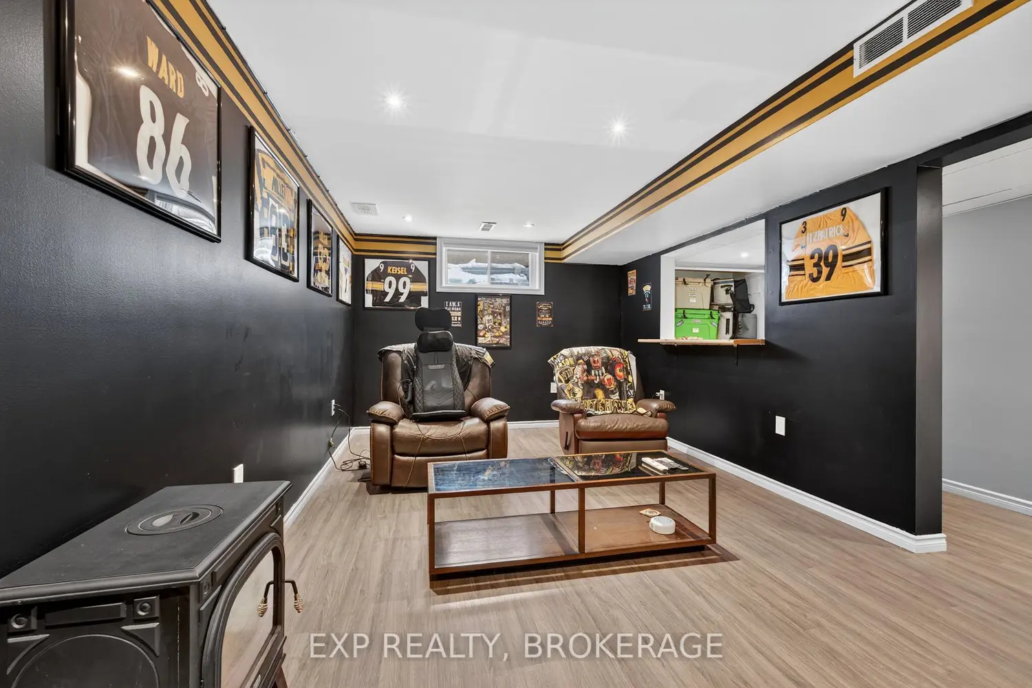 3478 Princess Street photo 5