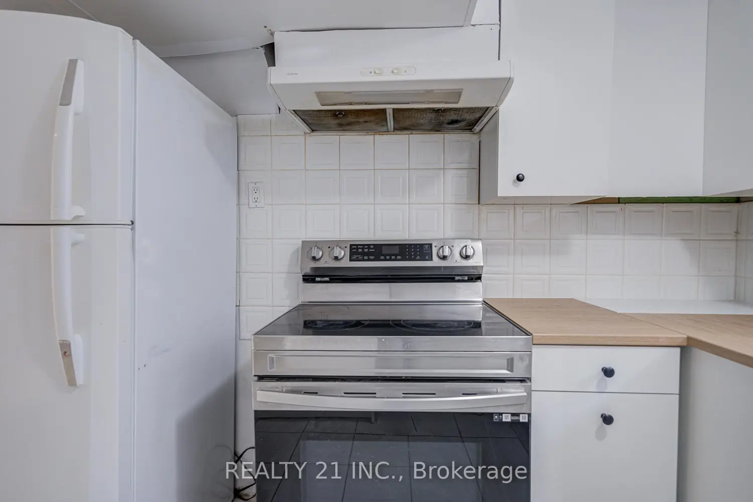 Additional image 13 of 44 Sundance Crescent
