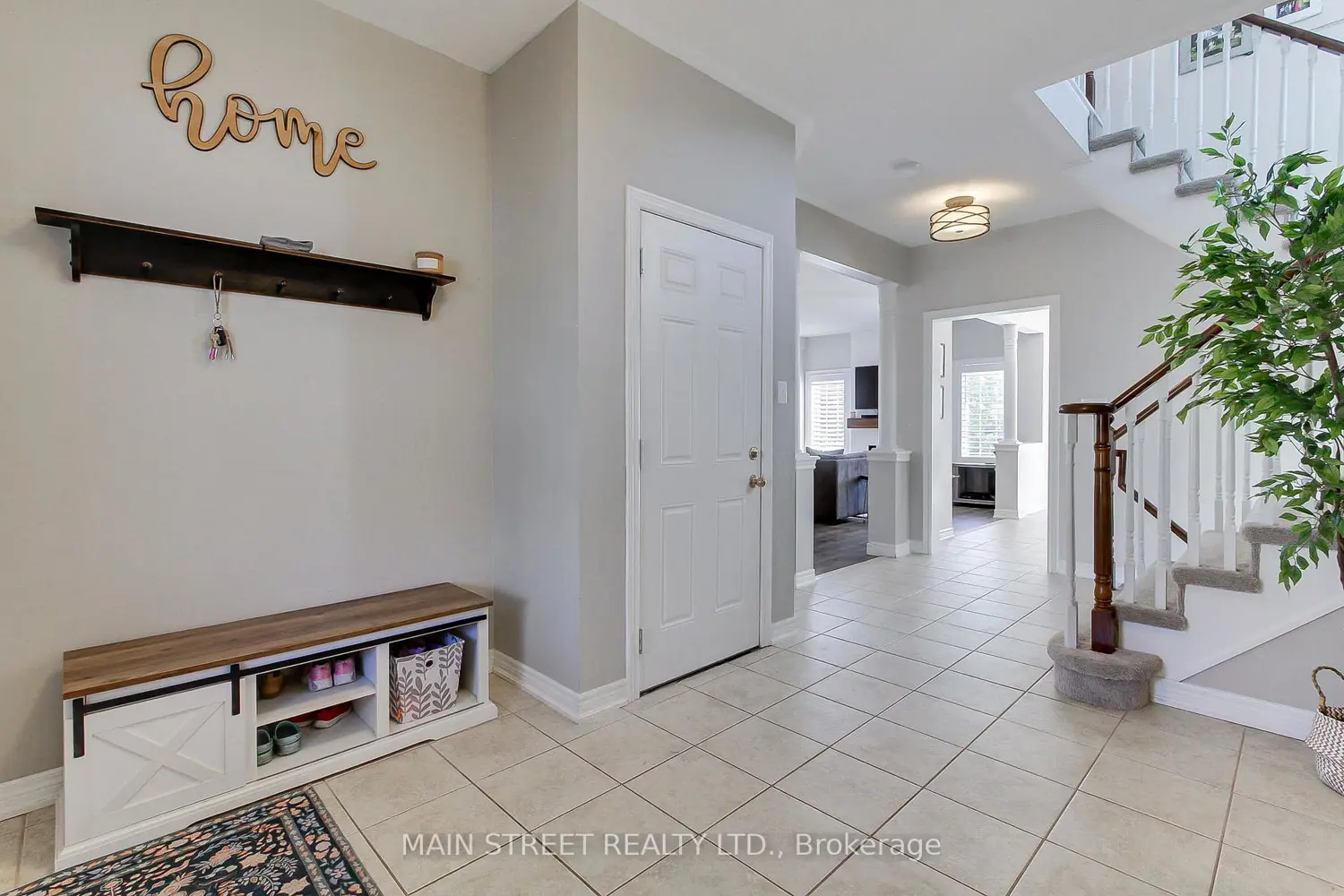 123 Laurendale Avenue photo 3