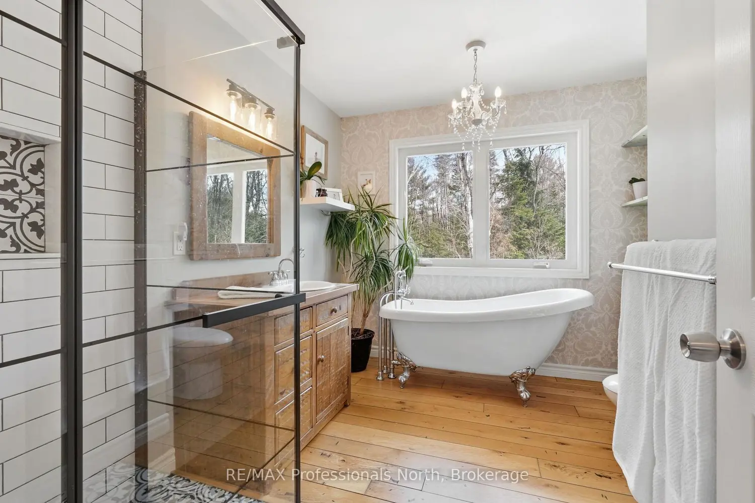 1289 Purbrook Road photo 4
