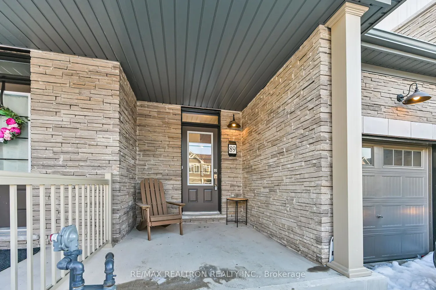 89 Masters Street photo 3