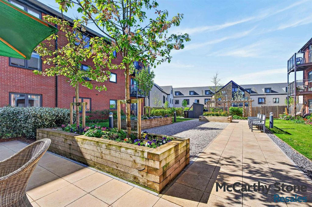 Additional image 2 of 2 bed flat for salePym Court Bewick Avenue, Topsham, Exeter EX3