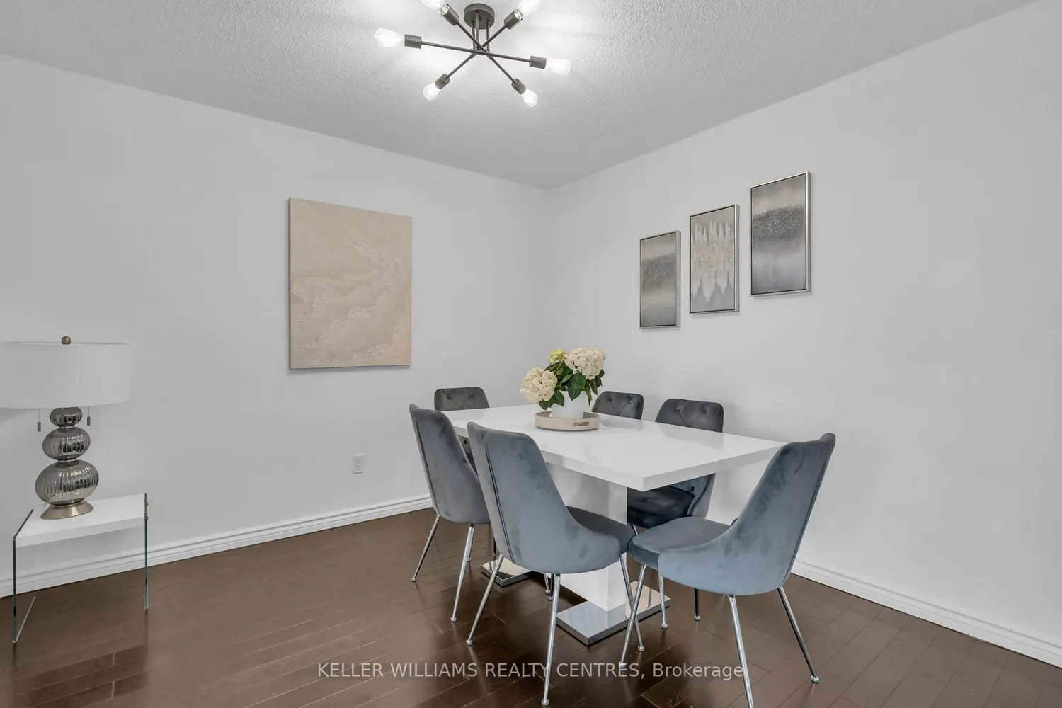 Additional image 2 of 7811 Yonge Street 407