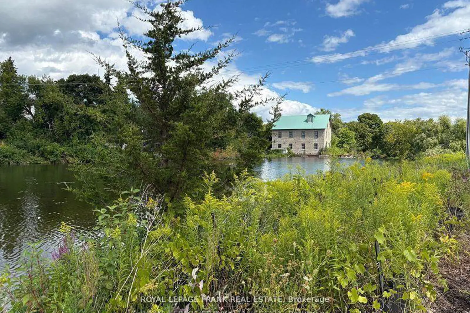 9 Pond Street photo 5