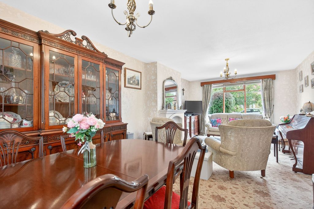 Additional image 5 of 4 bed semi-detached house for sale43 Oxgang Road, Grangemouth FK3