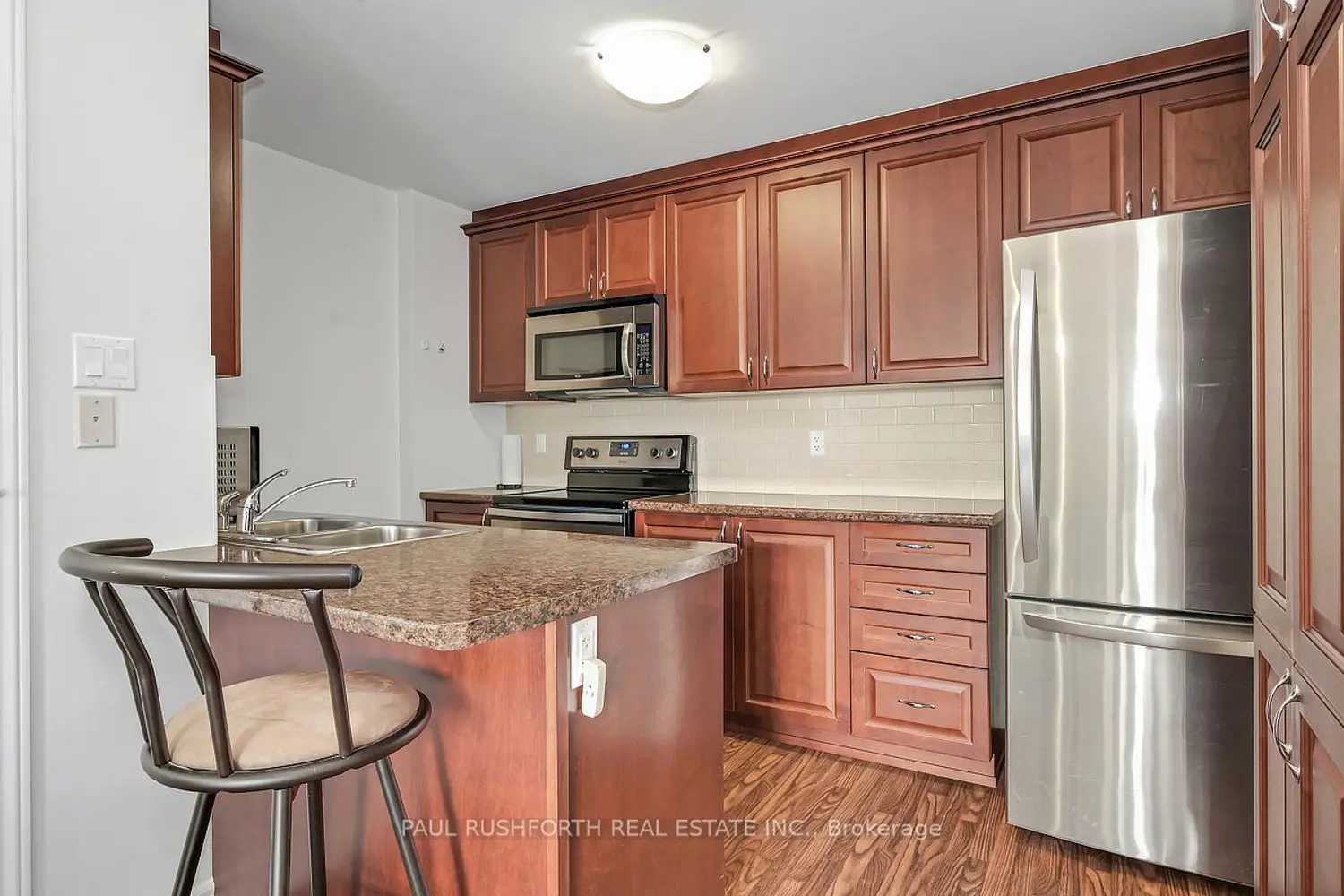 Additional image 8 of 137 Harthill Way L