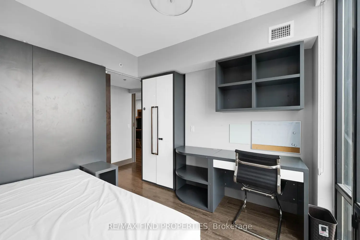 Additional image 4 of 330 Phillip Street 2709