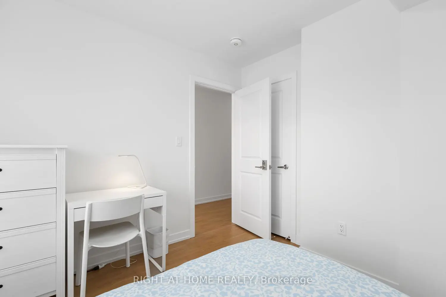 Additional image 14 of 1557 Midland Avenue
