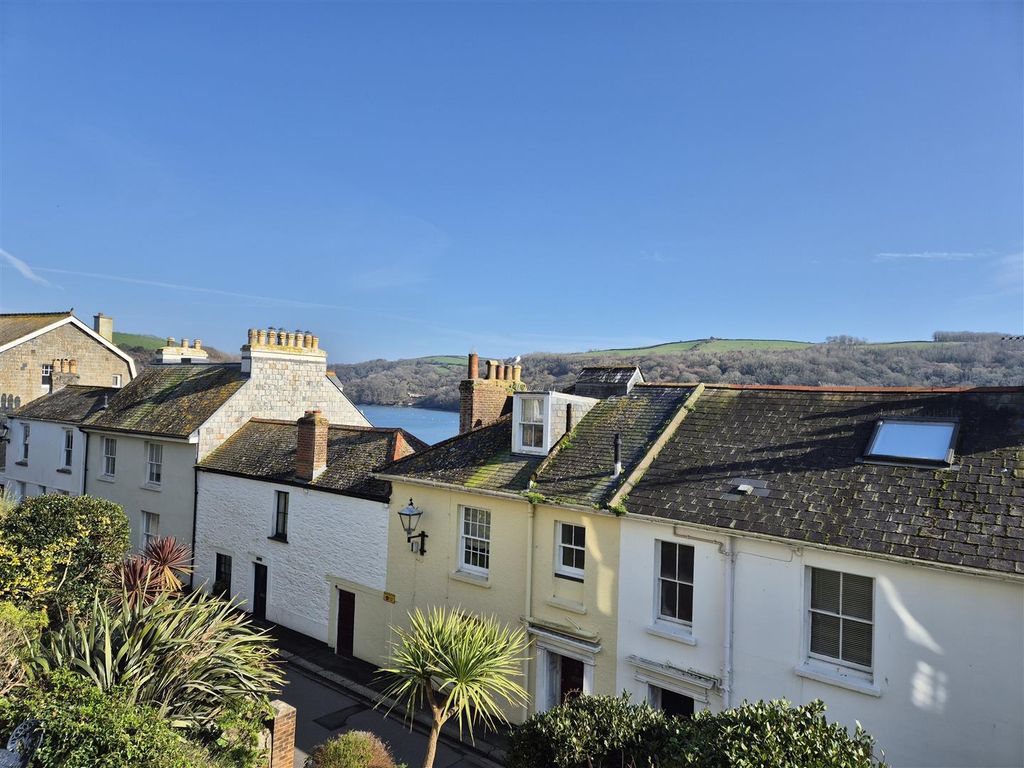 Additional image 2 of 1 bed flat for saleEsplanade, Fowey PL23