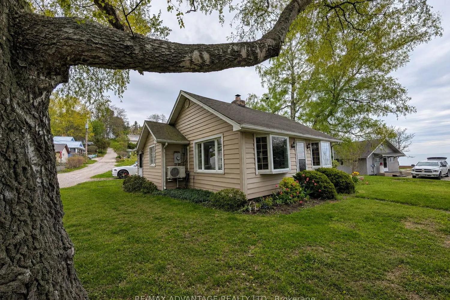 49205 Blair Drive photo 3