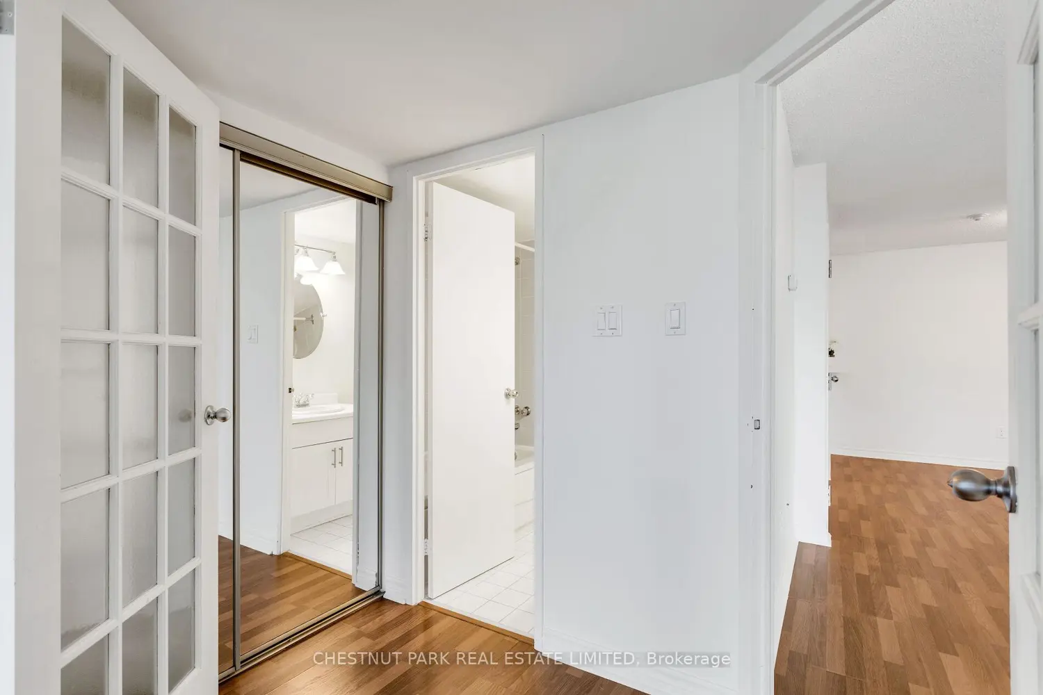 Additional image 4 of 1001 Bay Street 1408