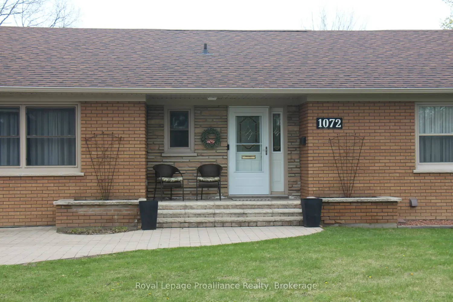 Additional image 4 of 1072 Ontario Street