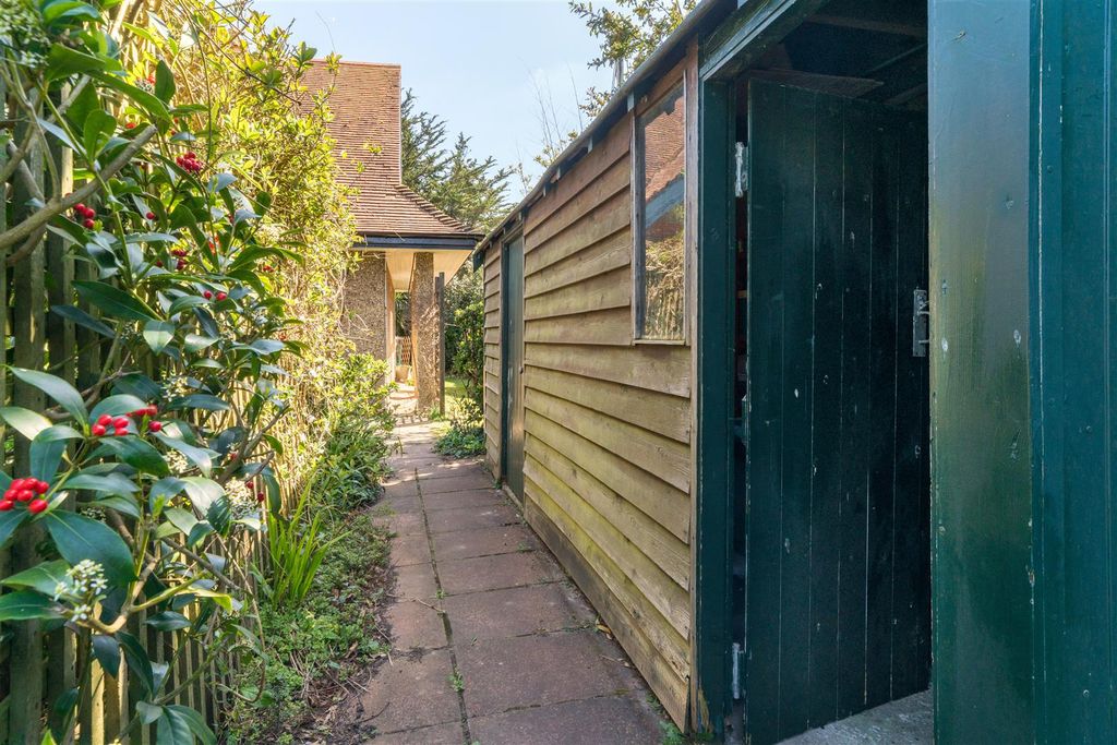 Additional image 20 of 5 bed detached house for saleFreshwater Bay, Isle Of Wight PO40