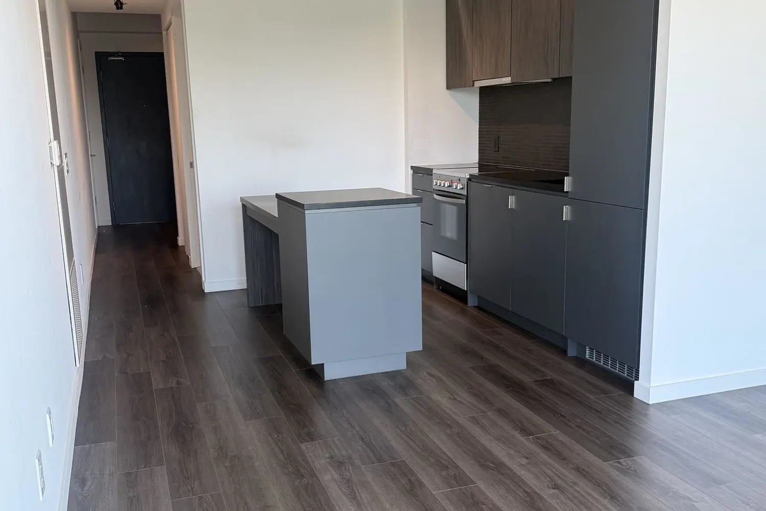 Additional image 2 of 7 Smith Crescent 407