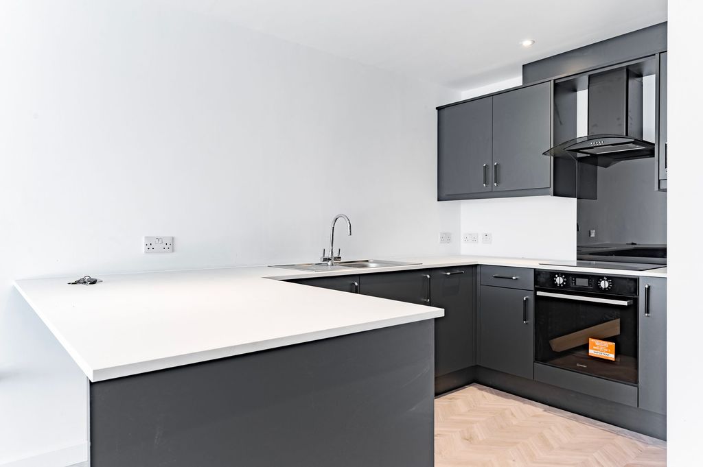 Additional image 5 of 2 bed flat for saleBridge Road, Great Yarmouth NR30