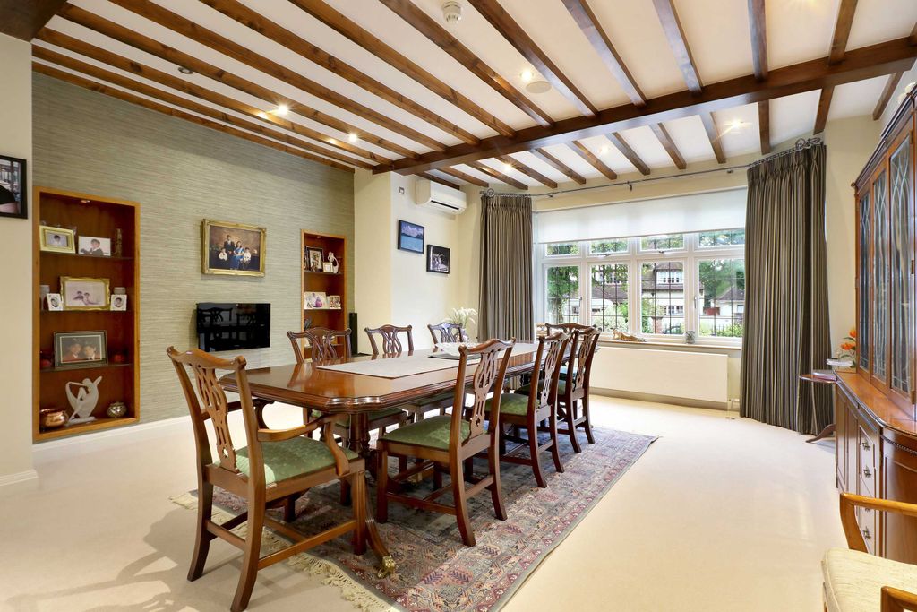 Additional image 13 of 7 bed detached house for sale15 Vicarage Way, Gerrards Cross SL9