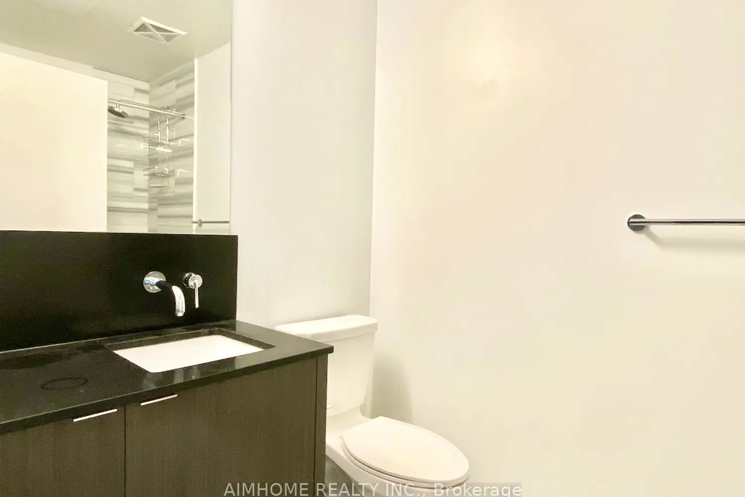 Additional image 9 of 100 Harbour Street 6705