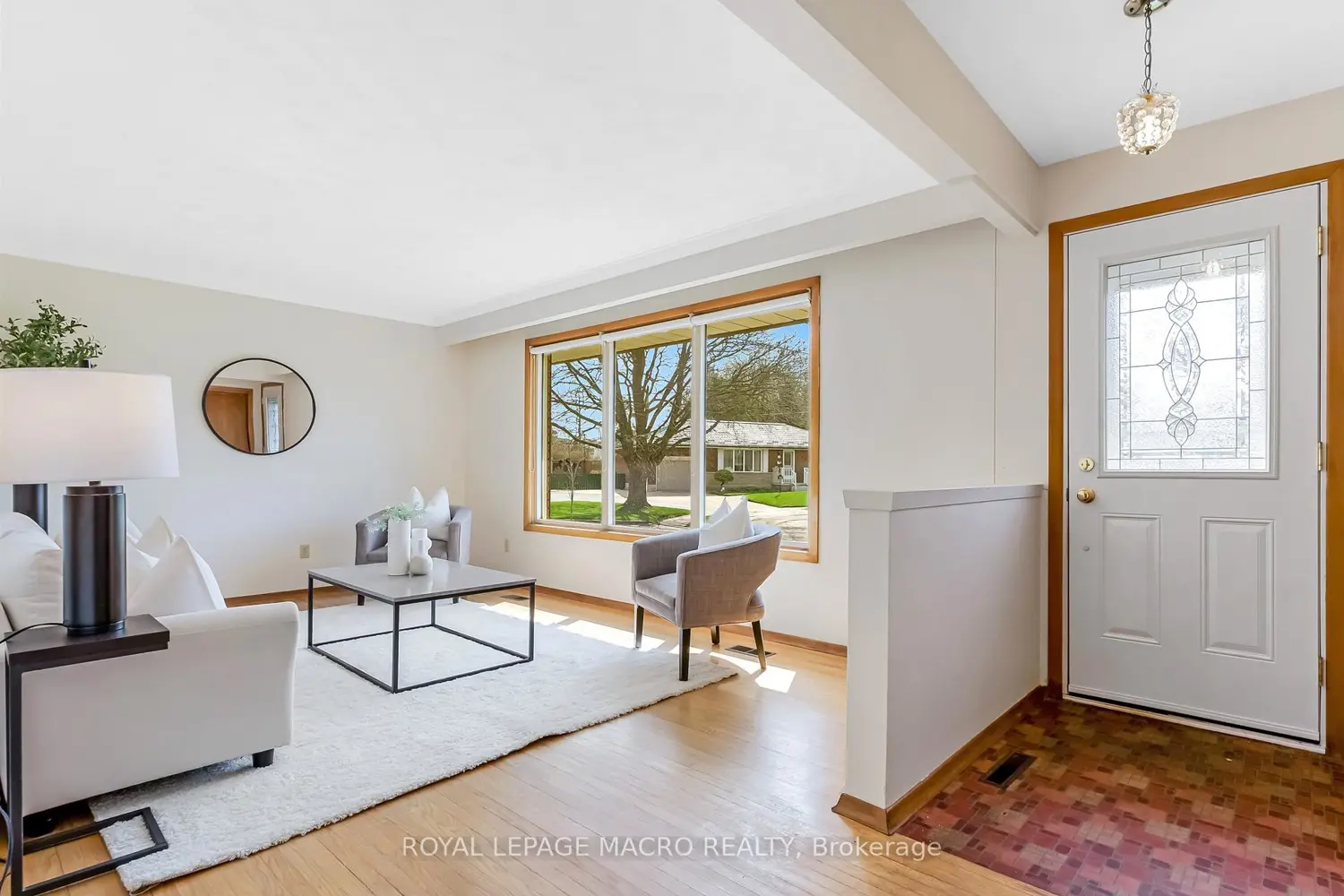 10 Westoby Place photo 2