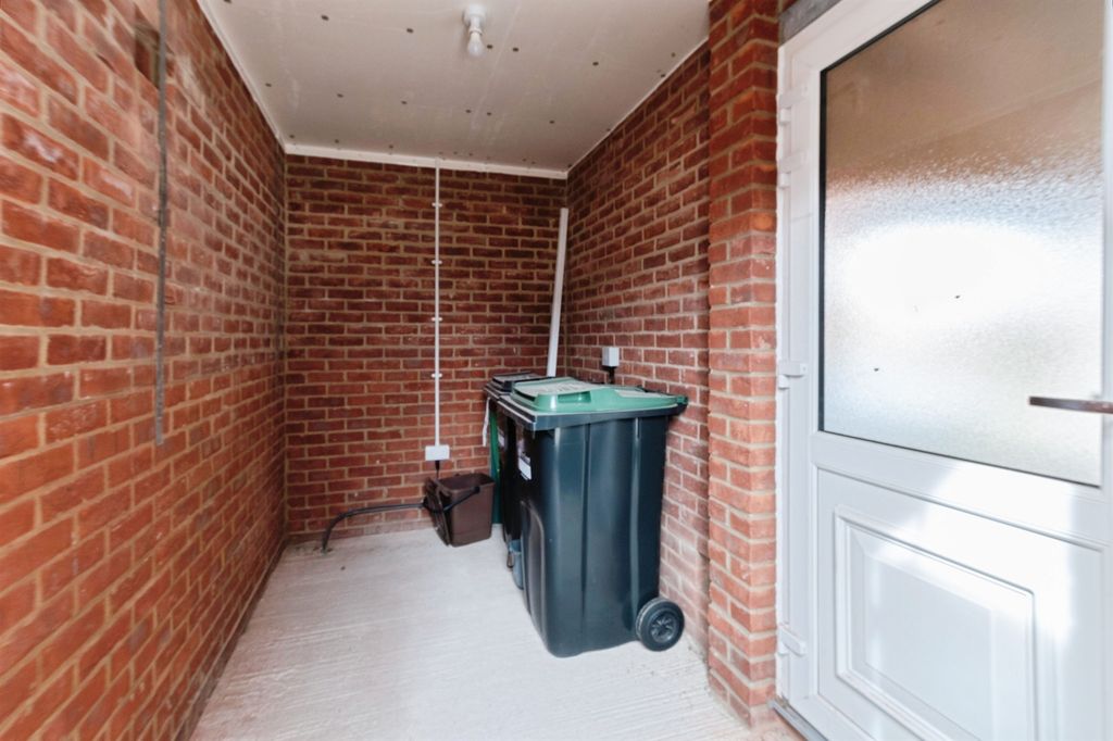Additional image 21 of 2 bed semi-detached house for saleWhitsbury Road, Fordingbridge SP6
