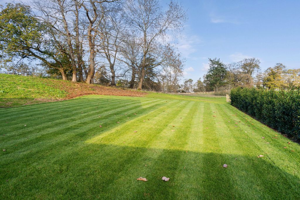 Additional image 22 of 6 bed detached house for saleArkell Lane, Frensham, Farnham GU10