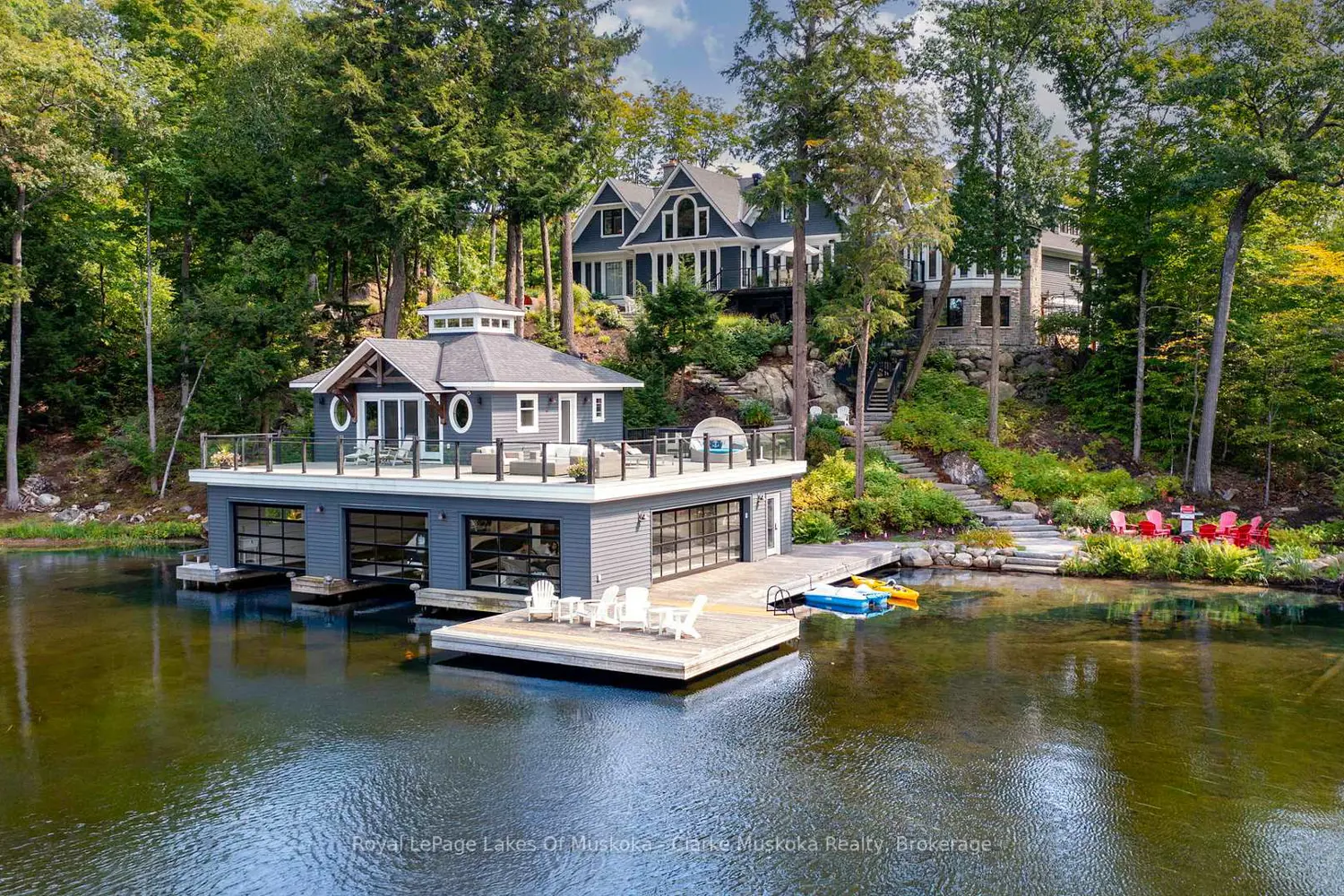 1079 Trillium Road photo 3