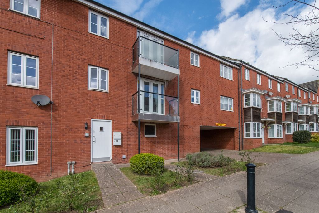 2 bed flat for saleOmaha Drive, Exeter EX2