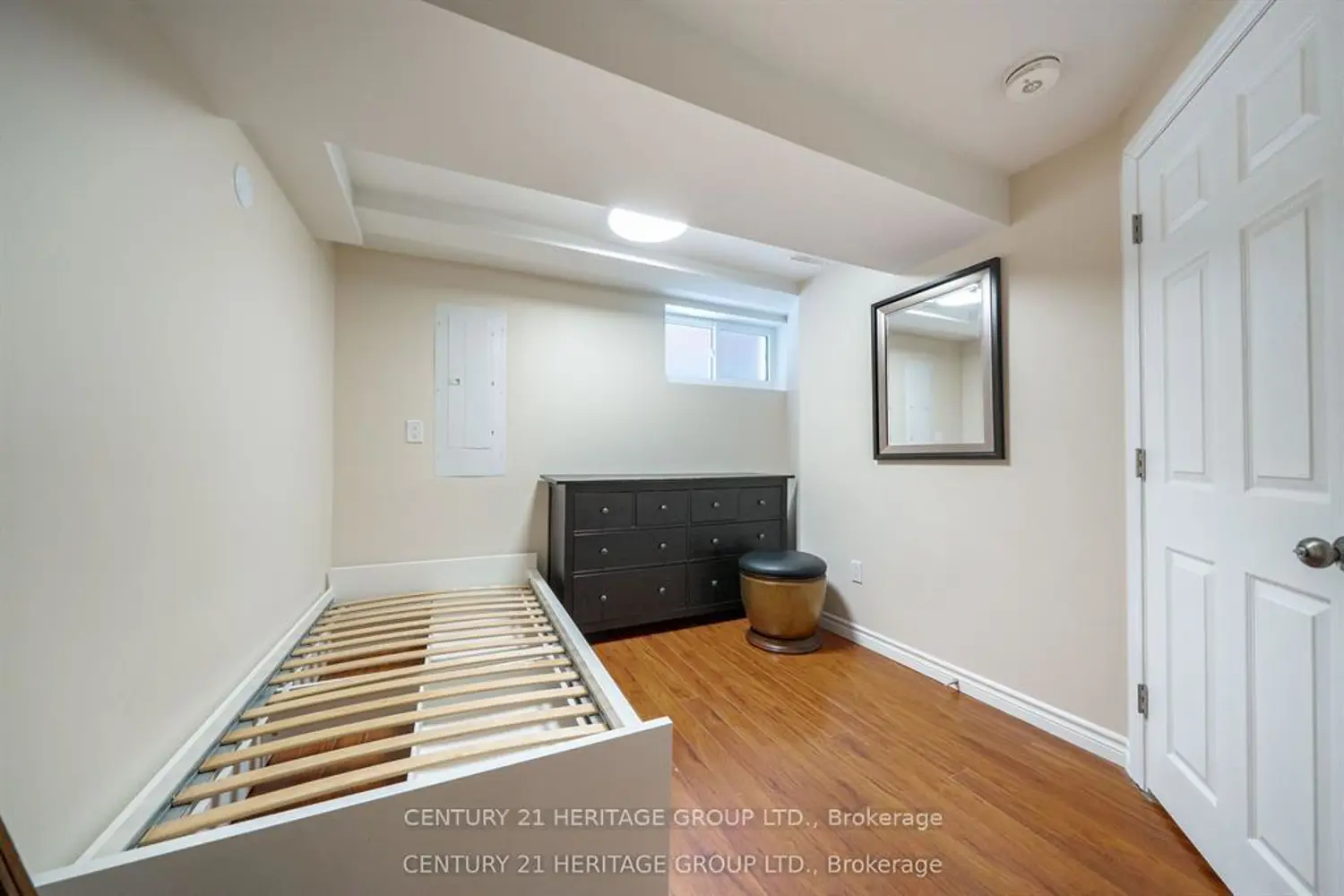 Additional image 14 of 215 Keele Street