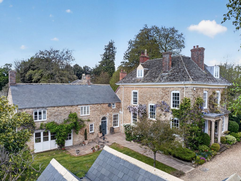 Additional image 38 of 6 bed detached house for saleMarket Place, Faringdon, Oxfordshire SN7