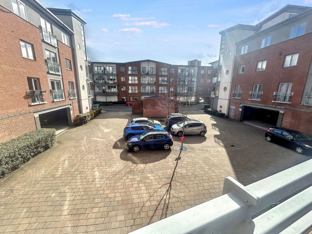 Additional image 14 of 2 bed flat for saleWorsdell Drive, Gateshead NE8
