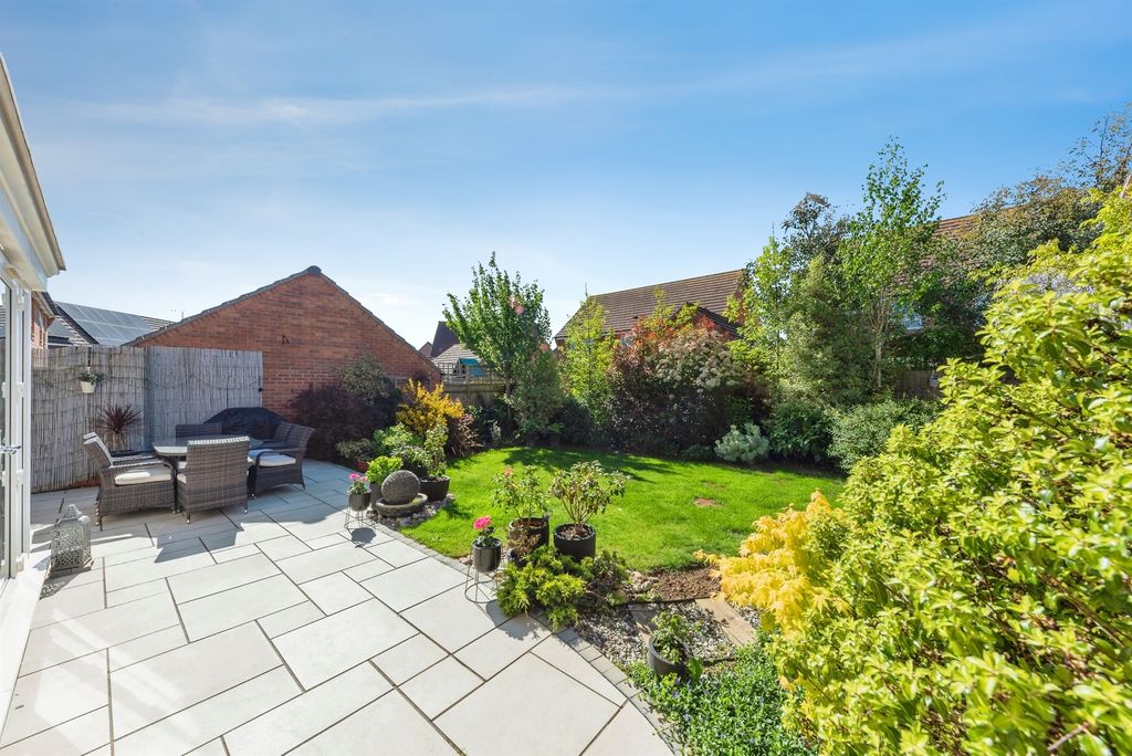 Additional image 19 of 4 bed detached house for saleCaldicot Gardens, Grantham NG31