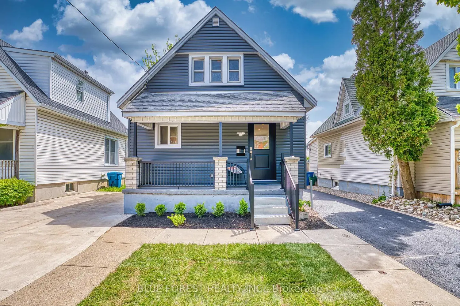 471 Albert Street photo 2