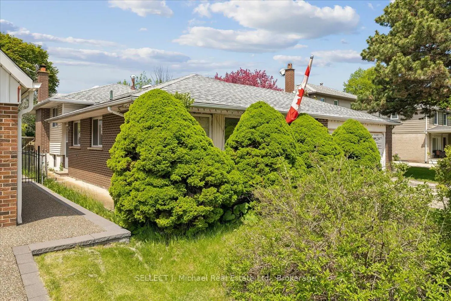 2651 Thorn Lodge Drive photo 3