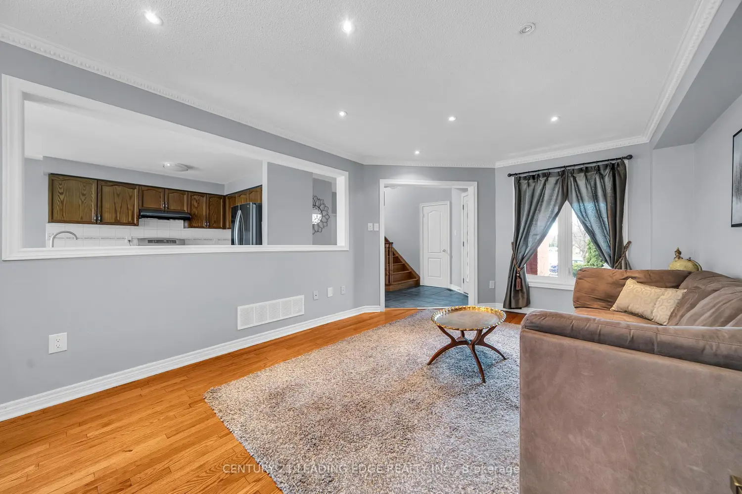 Additional image 7 of 146 Roxbury Street