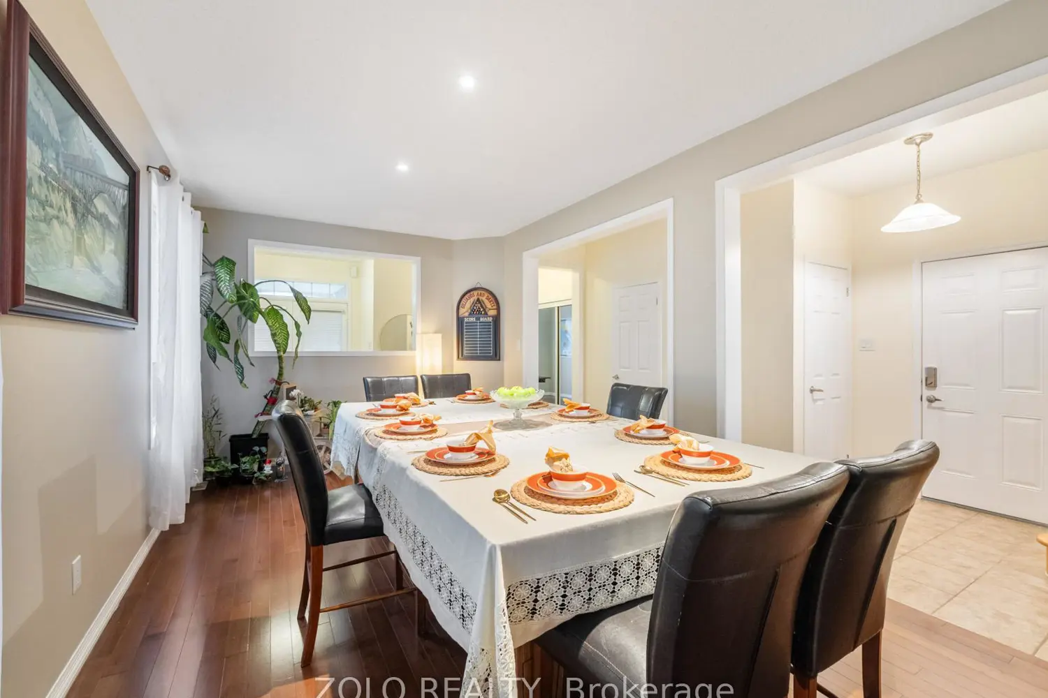 818 Cousens Terrace photo 2