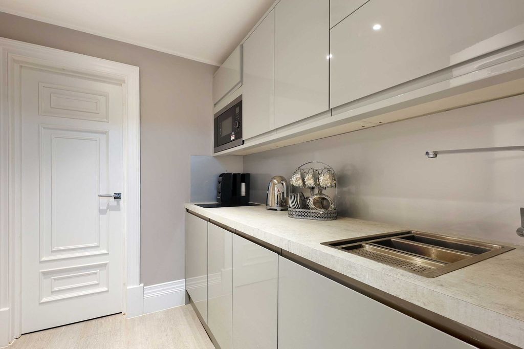 Additional image 31 of 5 bed detached house for saleValley Way, Gerrards Cross, Buckinghamshire SL9