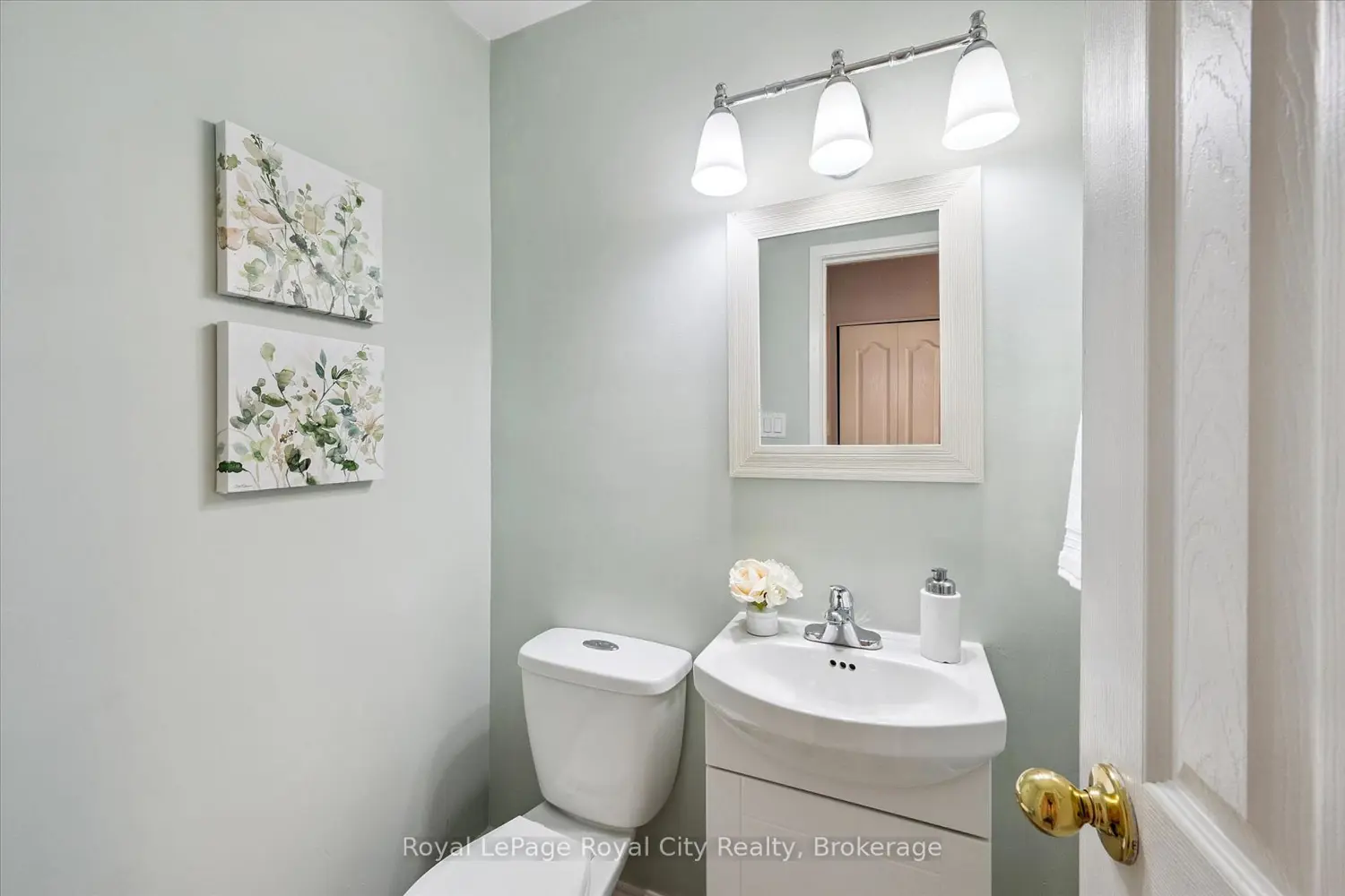 41 Rhonda Road 23 photo 3