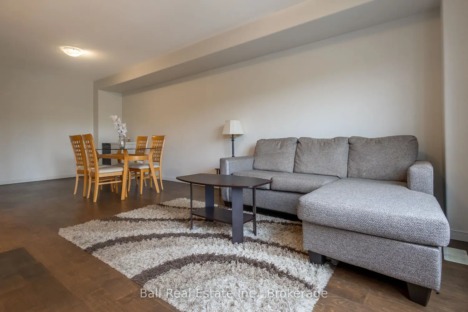 1620 Hetherington Drive photo 4