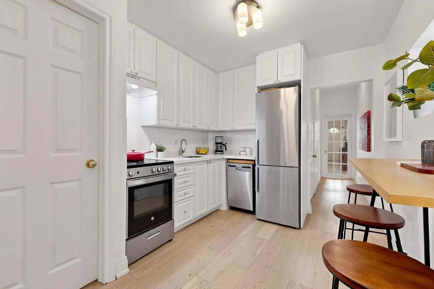 Additional image 11 of 275 Victoria Park Avenue