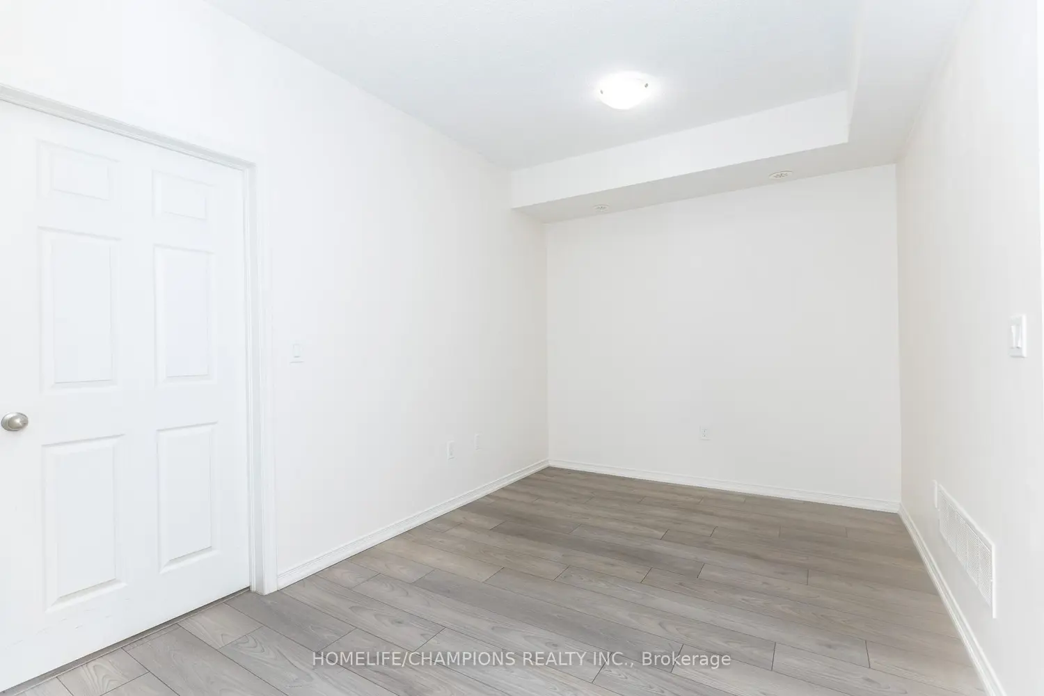 Additional image 16 of 8825 Sheppard Avenue 201